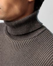 BROWN MEN'S KNITTED SWEATER