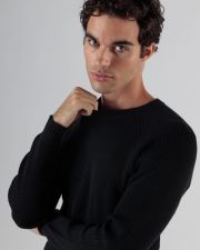 BLACK MEN'S KNITTED SWEATER