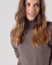 WOMEN'S KNITTED SWEATER
