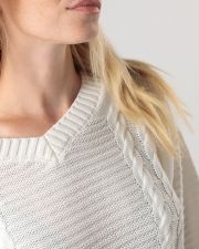 WHITE WOMEN'S KNITTED SWEATER