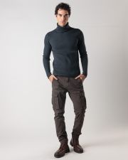 BLACK MEN'S KNITTED SWEATER