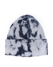 WOMEN'S KNITTED HAT