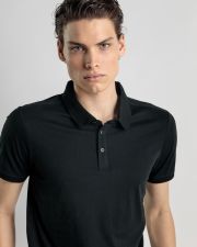 BLACK MEN'S T-SHIRT