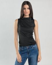 BLACK WOMEN'S TOP