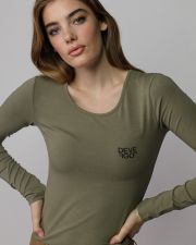 KHAKI WOMEN'S LONG SLEEVE T-SHIRT