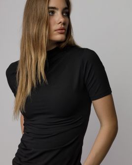 BLACK WOMEN'S SHORT SLEEVE T-SHIRT 2D25FW4527SS0105