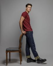 BORDEAUX MEN'S V-NECK SHORT SLEEVE T-SHIRT