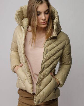 BEIGE WOMEN'S SHORT COAT 2D25FW3574KA1600
