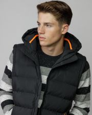 BLACK MEN'S HOODED VEST