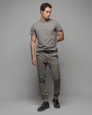 MEN'S CHINO PANTS