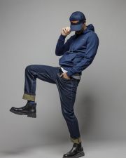 BLUE MEN'S SWEATER