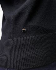 BLACK WOMEN'S KNITTED TURTLENECK SWEATER