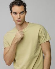 YELLOW MEN'S SHORT SLEEVE T-SHIRT