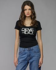 BLACK WOMEN'S SHORT SLEEVE T-SHIRT