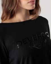 BLACK WOMEN'S LONG-SLEEVED T-SHIRT