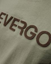 KHAKI MEN'S SHORT SLEEVE T-SHIRT