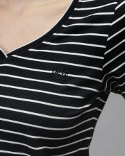 BLACK WOMEN'S STRIPED SHORT SLEEVE T-SHIRT