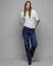 WHITE WOMEN'S SHORT SLEEVE T-SHIRT