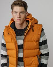 ORANGE MEN'S HOODED VEST