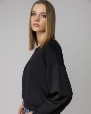 BLACK WOMEN'S SWEATER