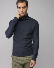 BLUE MEN'S KNITTED TURTLENECK SWEATER