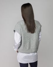 GREY WOMEN'S KNITTED VEST