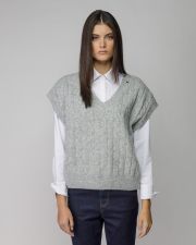 GREY WOMEN'S KNITTED VEST