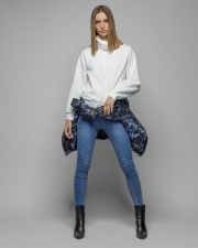 WHITE WOMEN'S ZIP JACQUARD SWEATER