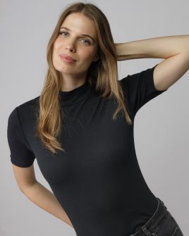 BLACK WOMEN'S SHORT SLEEVE TURTLENECK T-SHIRT 2D25FW4523SS3305