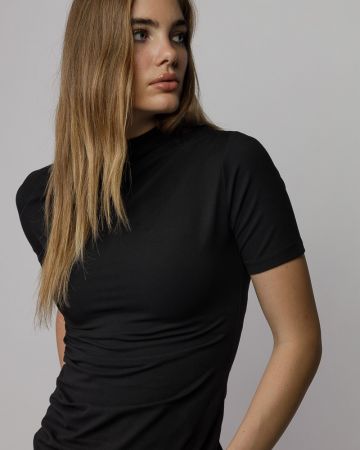 BLACK WOMEN'S SHORT SLEEVE T-SHIRT 2D25FW4527SS0105